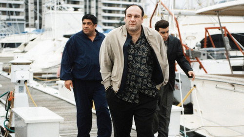 The Sopranos 2. Sezon 13. Bölüm – Eğlence Evi