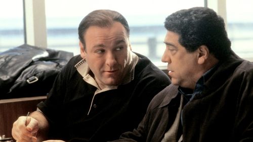 The Sopranos 3. Sezon 10. Bölüm – Bizleri Kötülüklerden Korusun