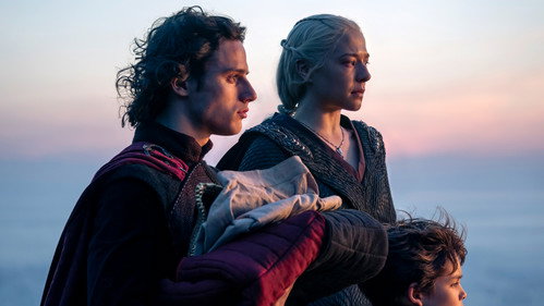 House of the Dragon 2. Sezon 1. Bölüm – Oğula Karşılık Oğul